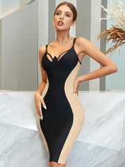 Robe de cocktail moulante à bretelles 