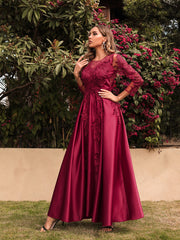 Robe de soirée brodée à manches longues 