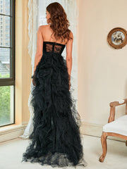 Robe de soirée bustier fendue en résille transparente à plumes 
